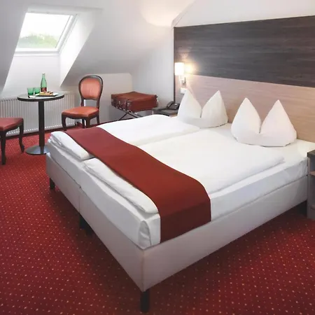 마르크 아우렐 호텔 페트로넬