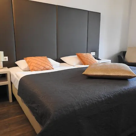 Marc Aurel 3*