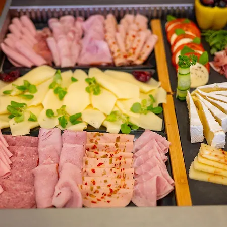 马克奥雷尔酒店