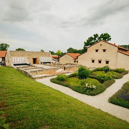 마르크 아우렐 호텔 페트로넬