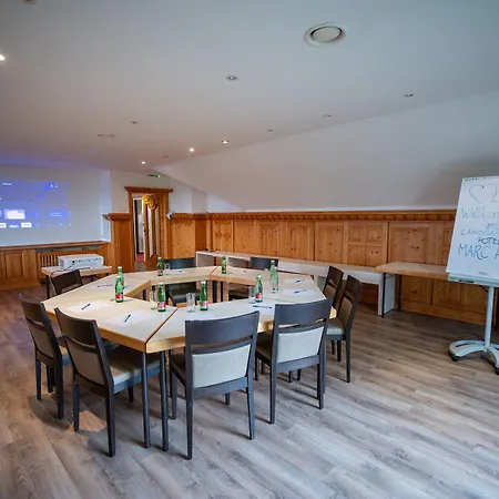 마르크 아우렐 페트로넬